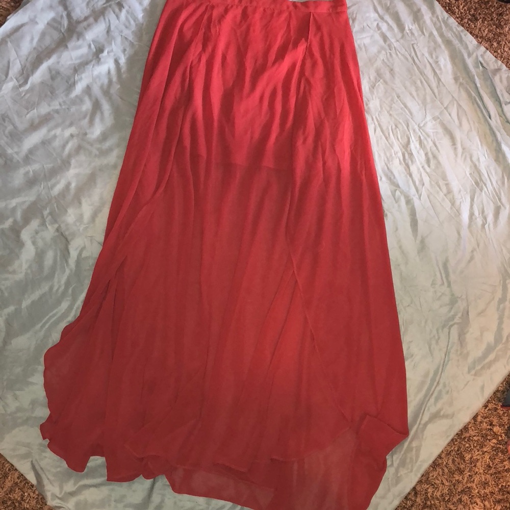 Flowy skirt